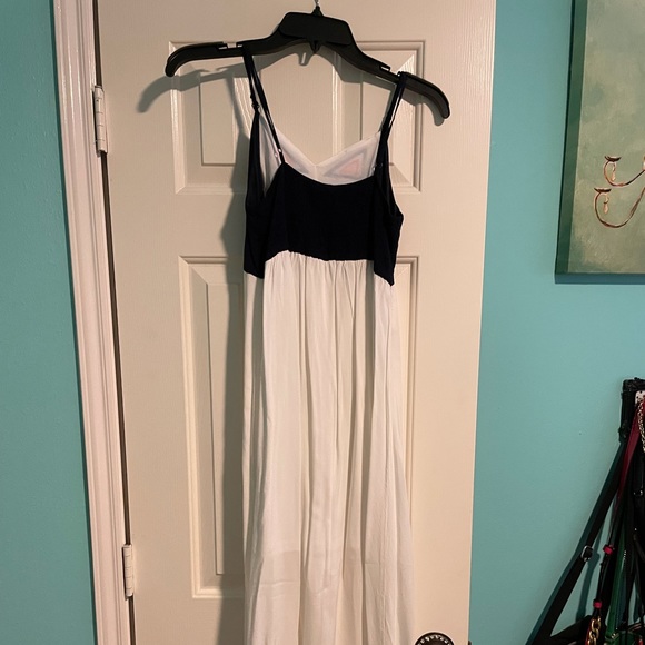 Floor length dress - Picture 2 of 2